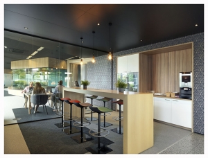 https://www.alainpierot.com:443/files/gimgs/th-9_siemens-coworking-14-08-18-39.jpg